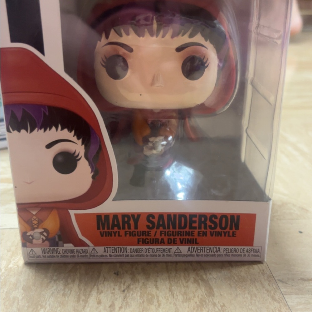 Funko Mary Sanderson Vinyl Figure - Red and Black